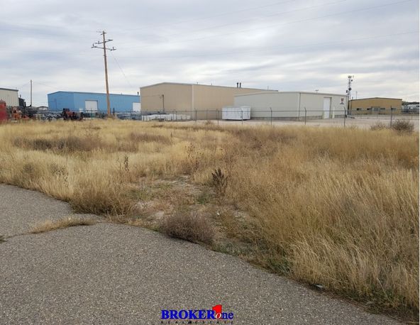 2013 Old Salt Creek Rd, Bar Nunn, WY 82601